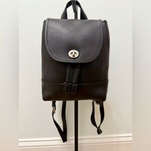 Vintage Coach Y2K Leather Turnlock Backpack/Daypack